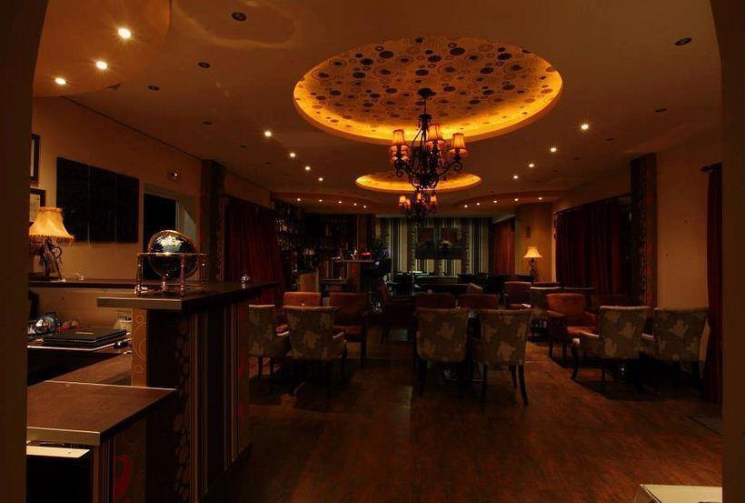 Pantheon Hotel & Suites Nerotrivia Экстерьер фото