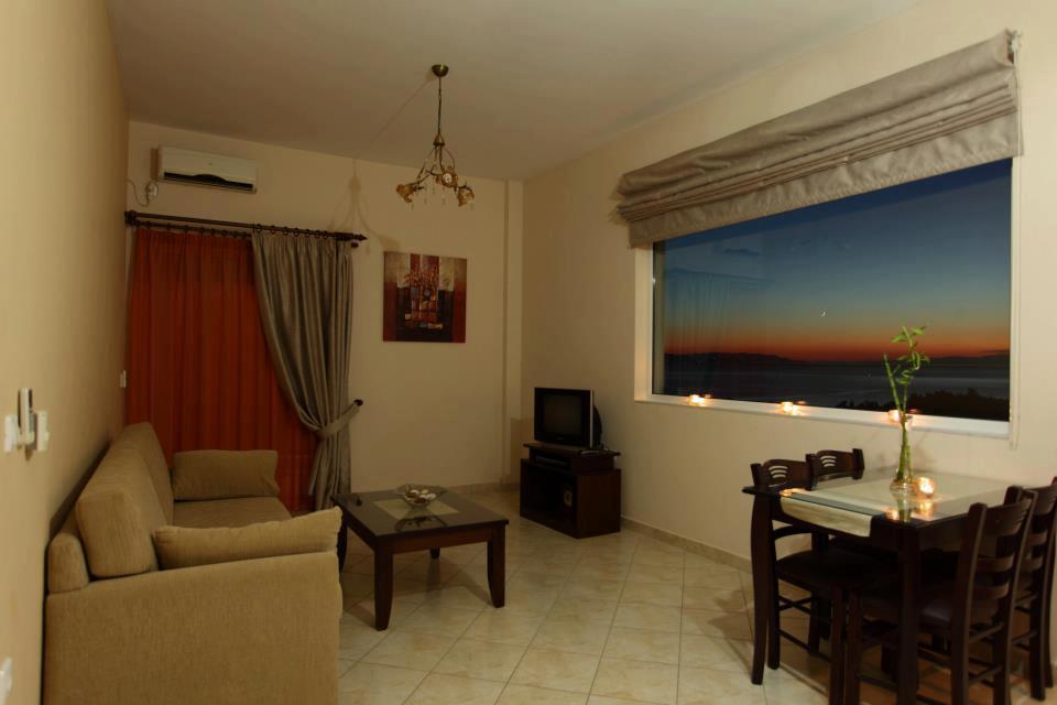Pantheon Hotel & Suites Nerotrivia Номер фото