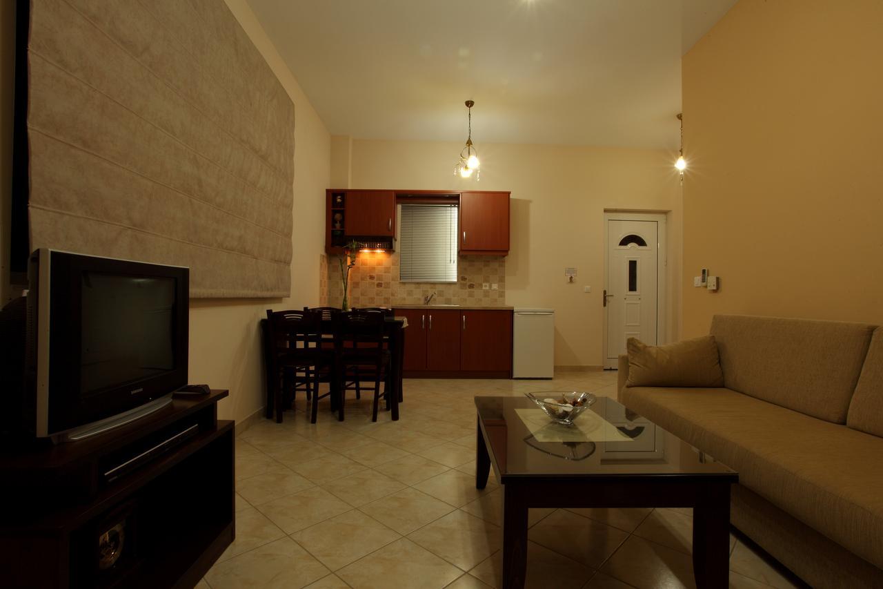 Pantheon Hotel & Suites Nerotrivia Номер фото